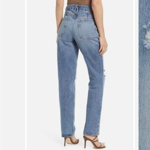 Good American Good '90s Icon Jean in Indigo065 - Picture 7 of 17